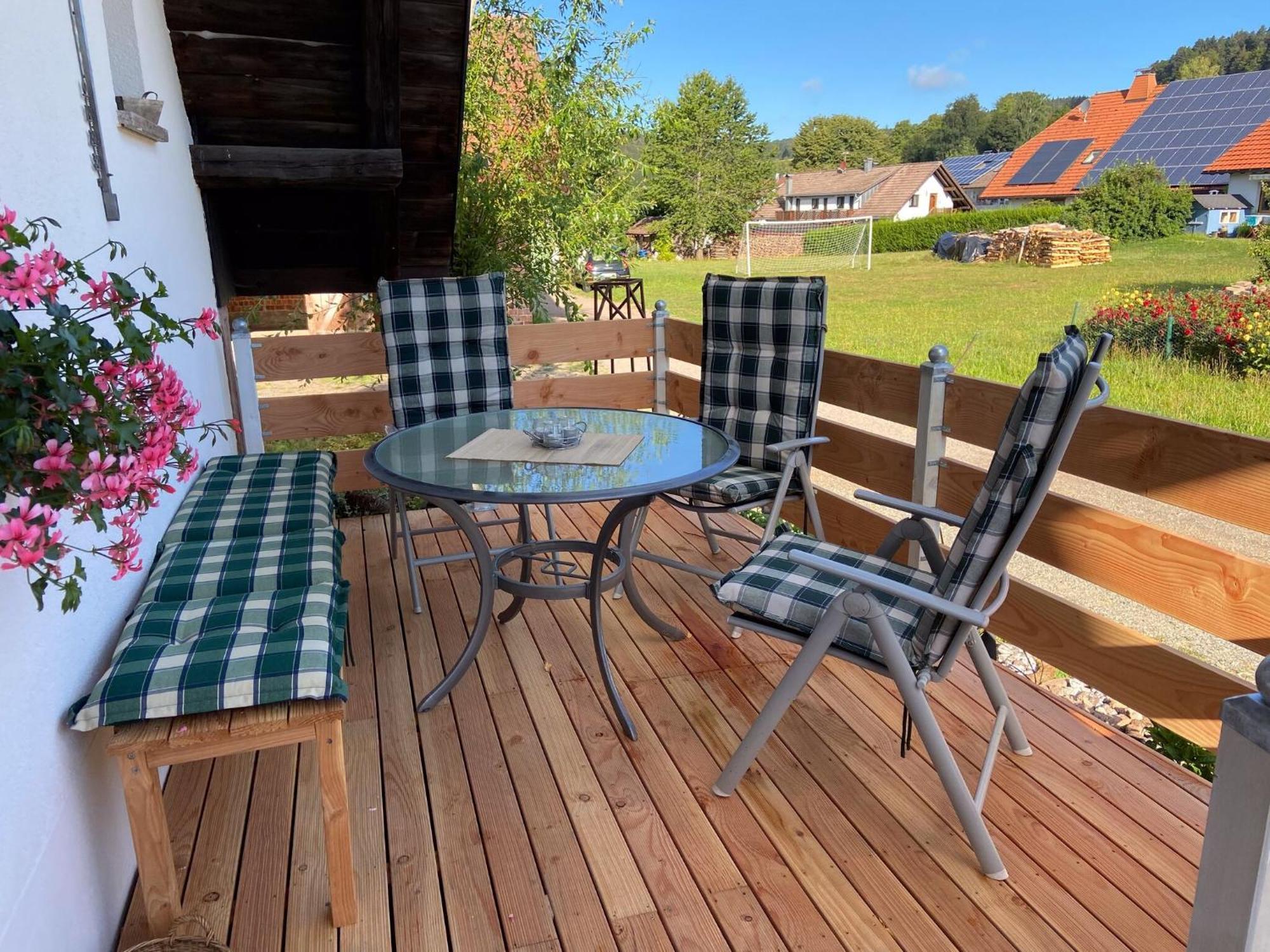 Beautiful Apartment Near The Lake Herrischried Esterno foto